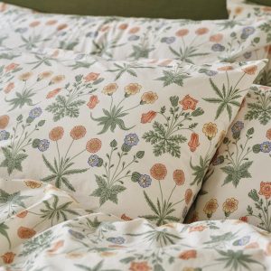 Sage & Mindful Cream Daisy Cotton Pillowcases (Pair)